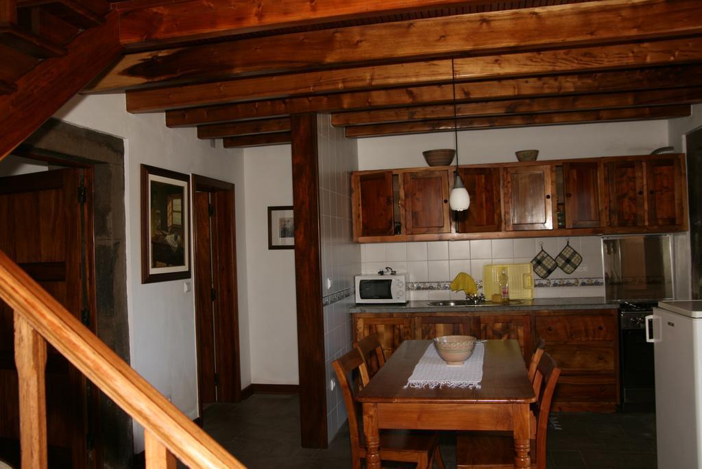 Quinta Dos Figos "5 Trevos Gold" Villa Praia da Vitória Стая снимка