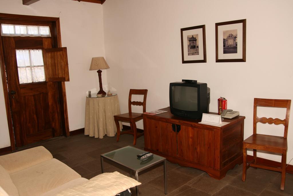 Quinta Dos Figos "5 Trevos Gold" Villa Praia da Vitória Стая снимка